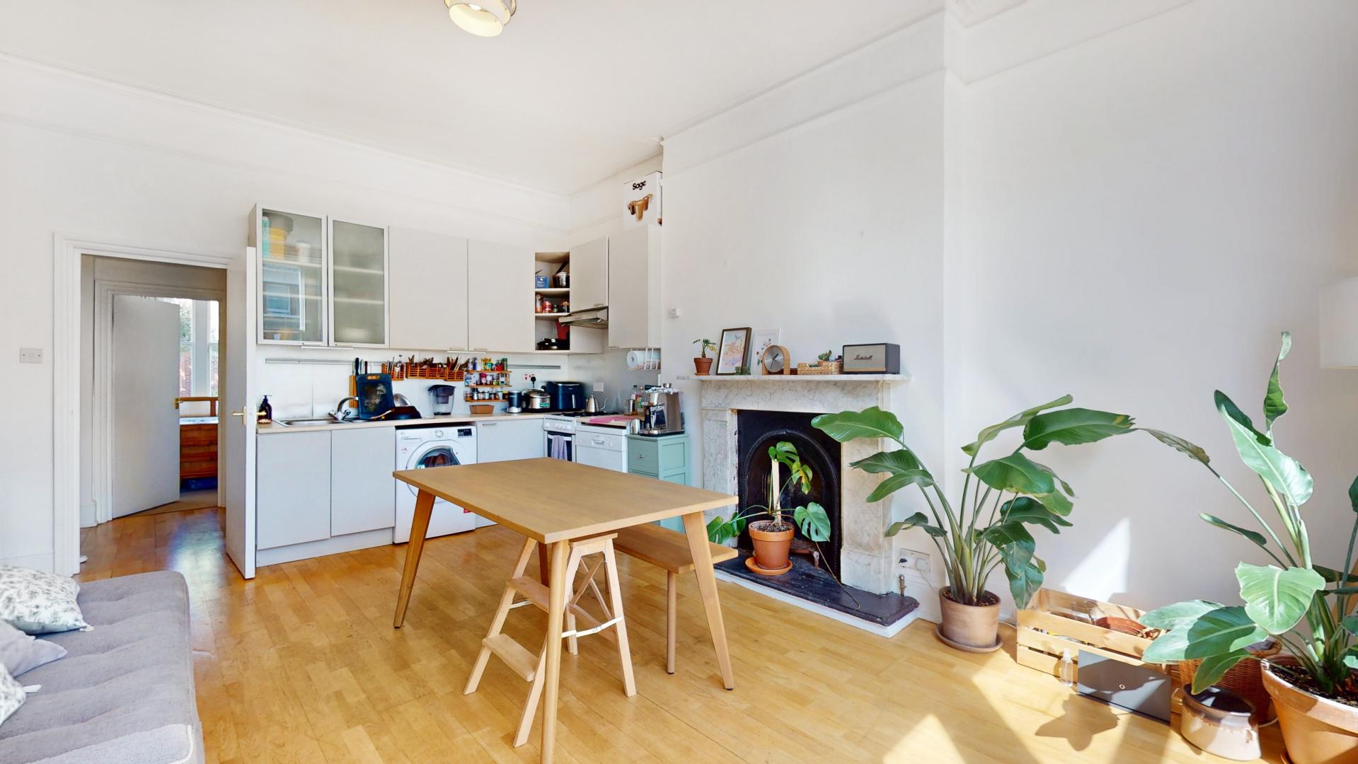			2 Bedroom, 2 bath, 1 reception Flat			 Birchington Road, West Hampstead